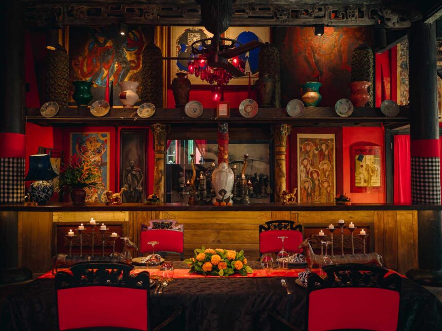 Under the Red Lanterns : Peranakan Feast of Prosperity & Reunion Under the Red Lanterns : Peranakan Feast of Prosperity & Reunion